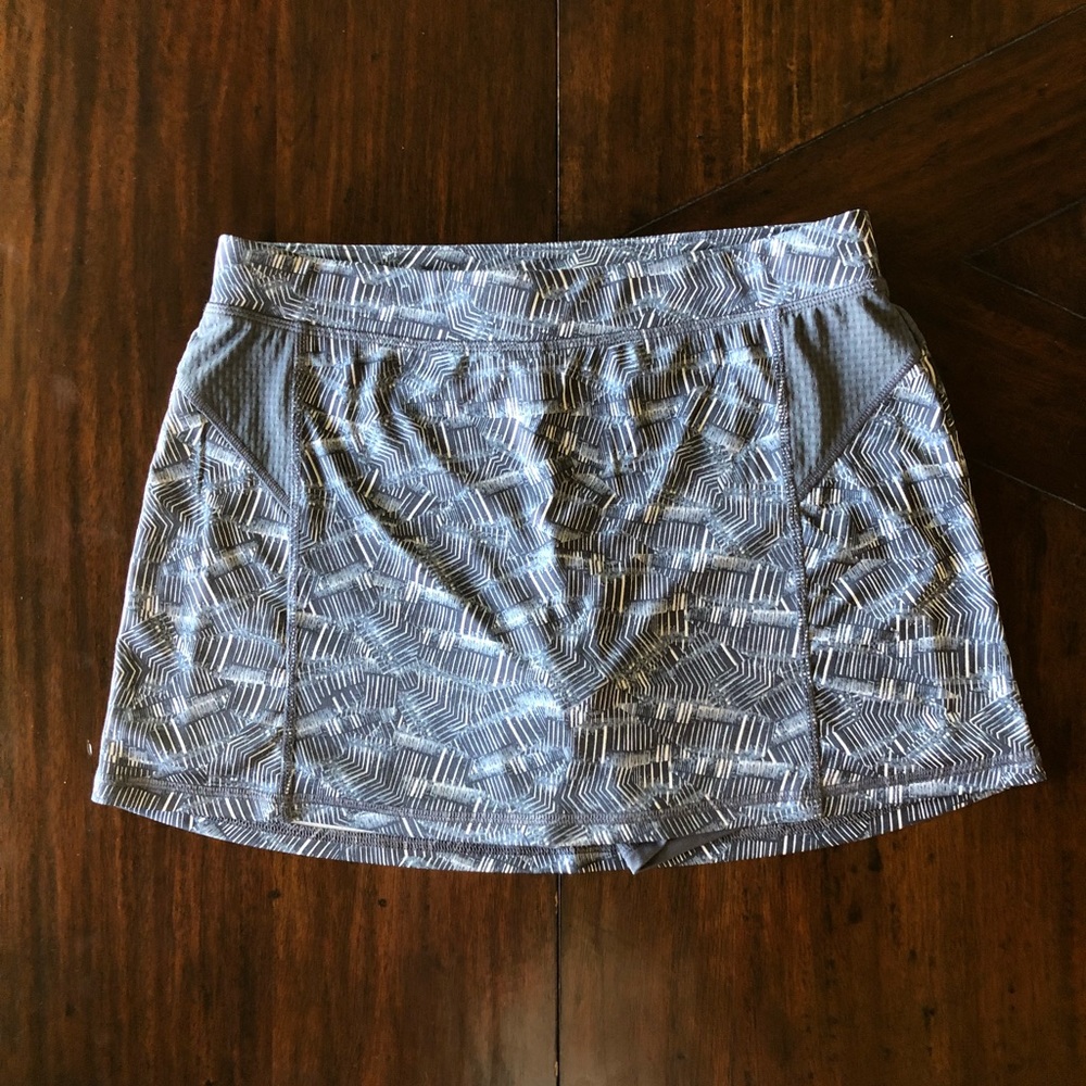 women’s athletic skort